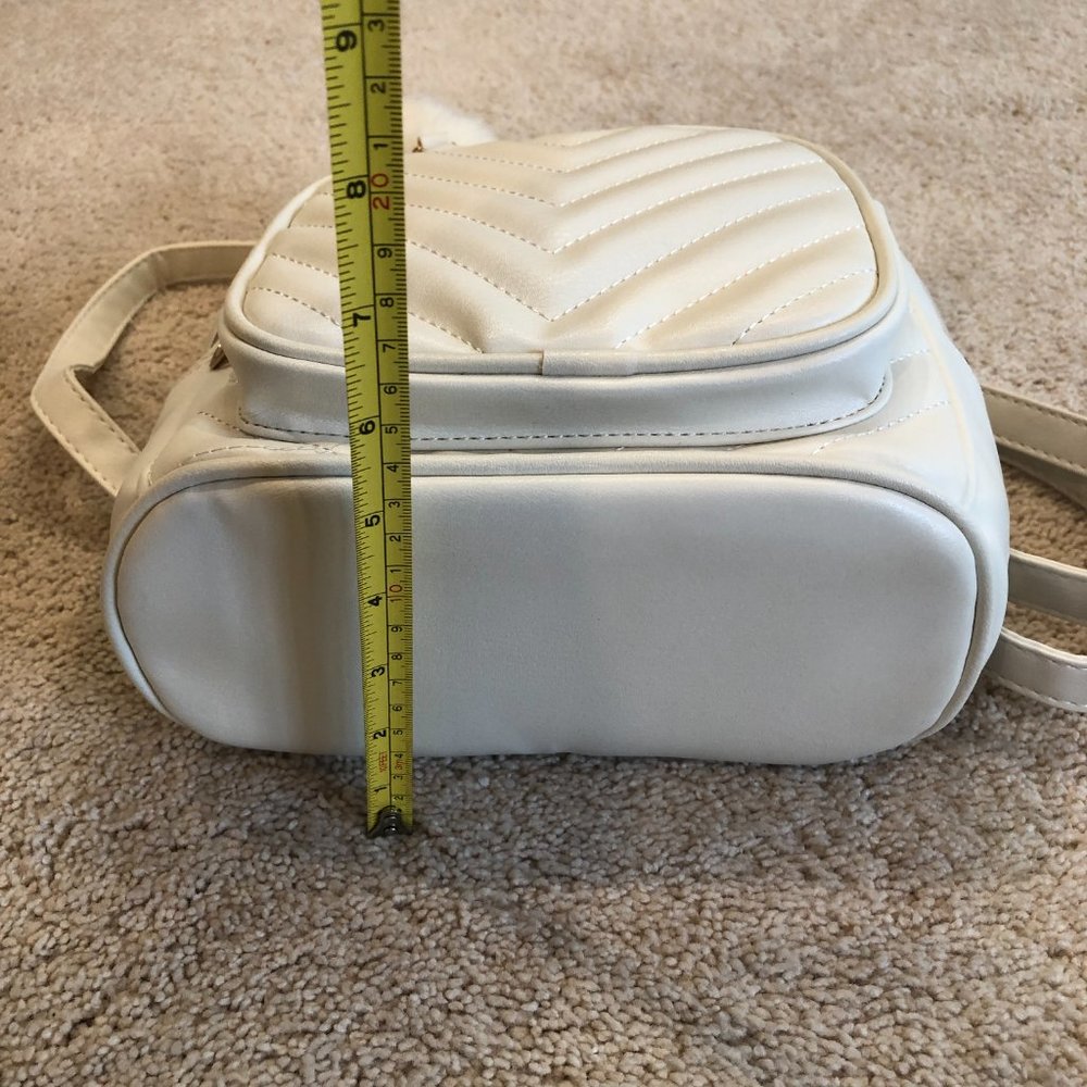 NWOT Mini Backpack Pom Cute Small Backpack Purse Vegan Leather White Cream Bag - Picture 16 of 16
